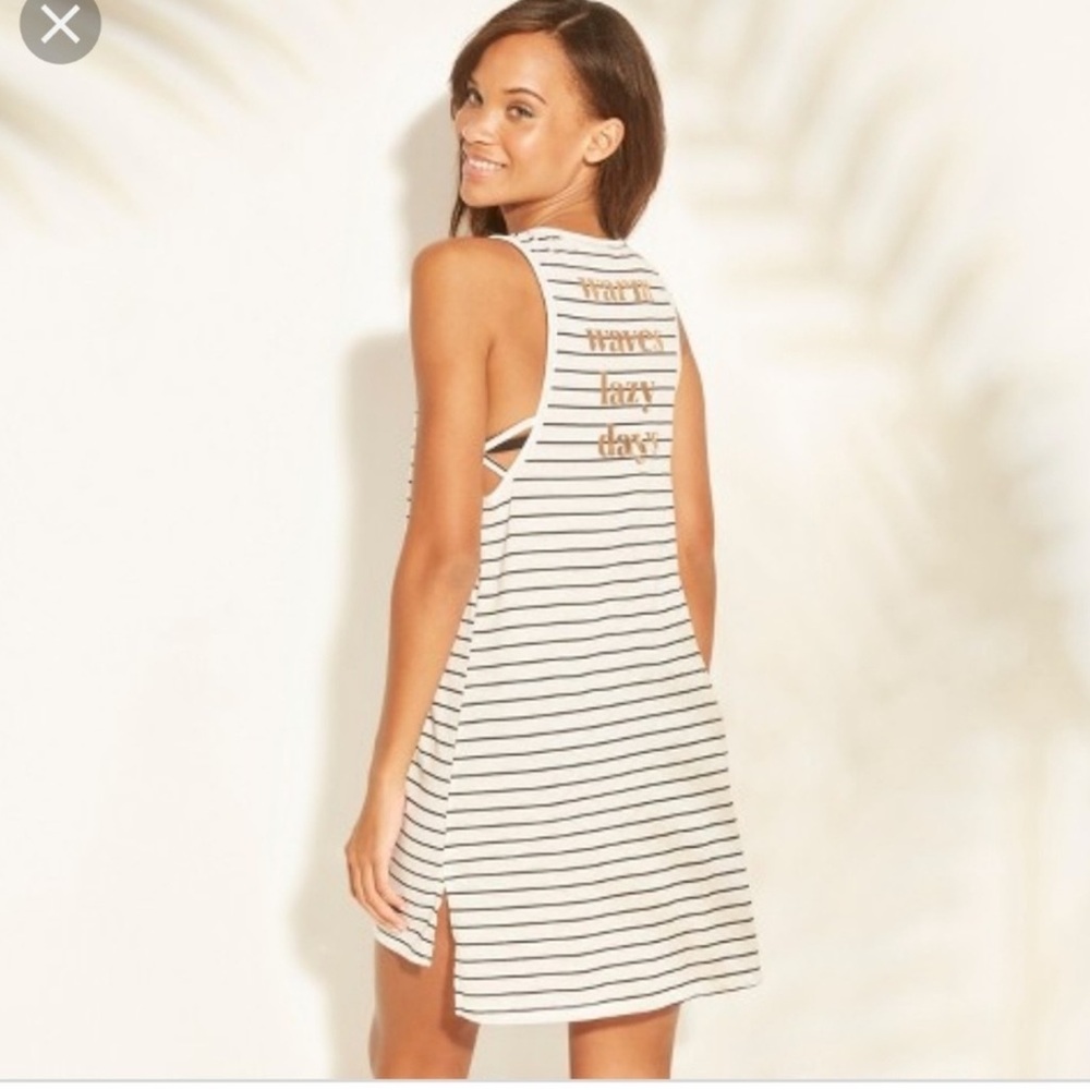 🌞 NWOT Xhilaration Cover Up